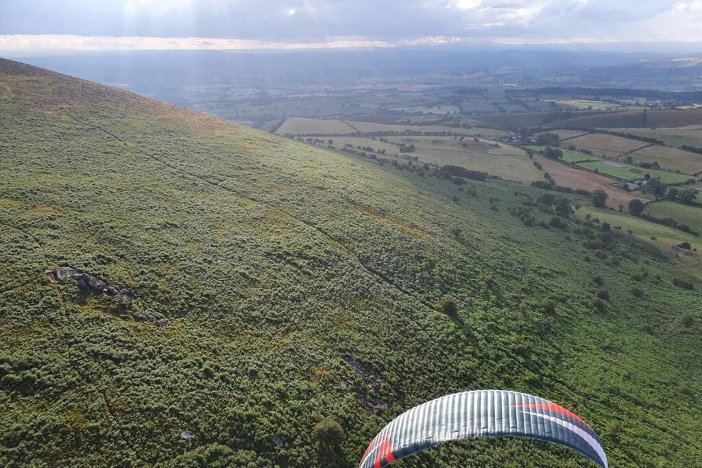 Rowan Cottages With Panoramic Views Of The Stiperstones And Walks On The Doorstep 什鲁斯伯里 外观 照片