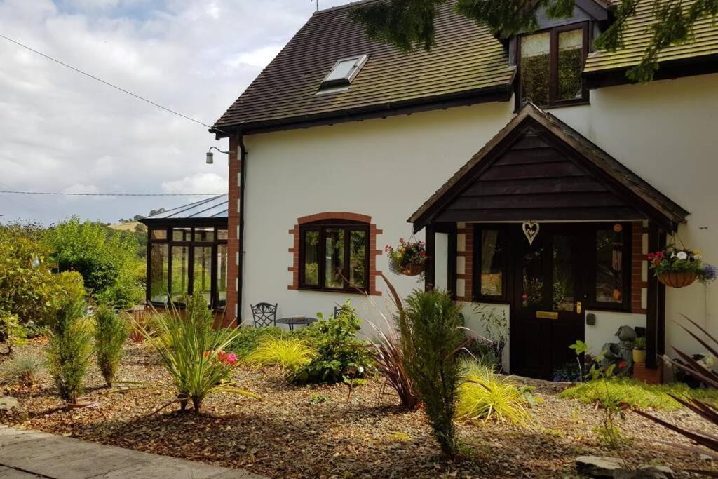Rowan Cottages With Panoramic Views Of The Stiperstones And Walks On The Doorstep 什鲁斯伯里 外观 照片